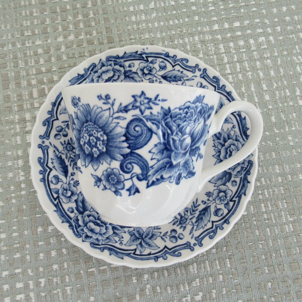 Staffordshire Ridgway Cup & Saucer Clifton England Blue White Scalloped Set of 2